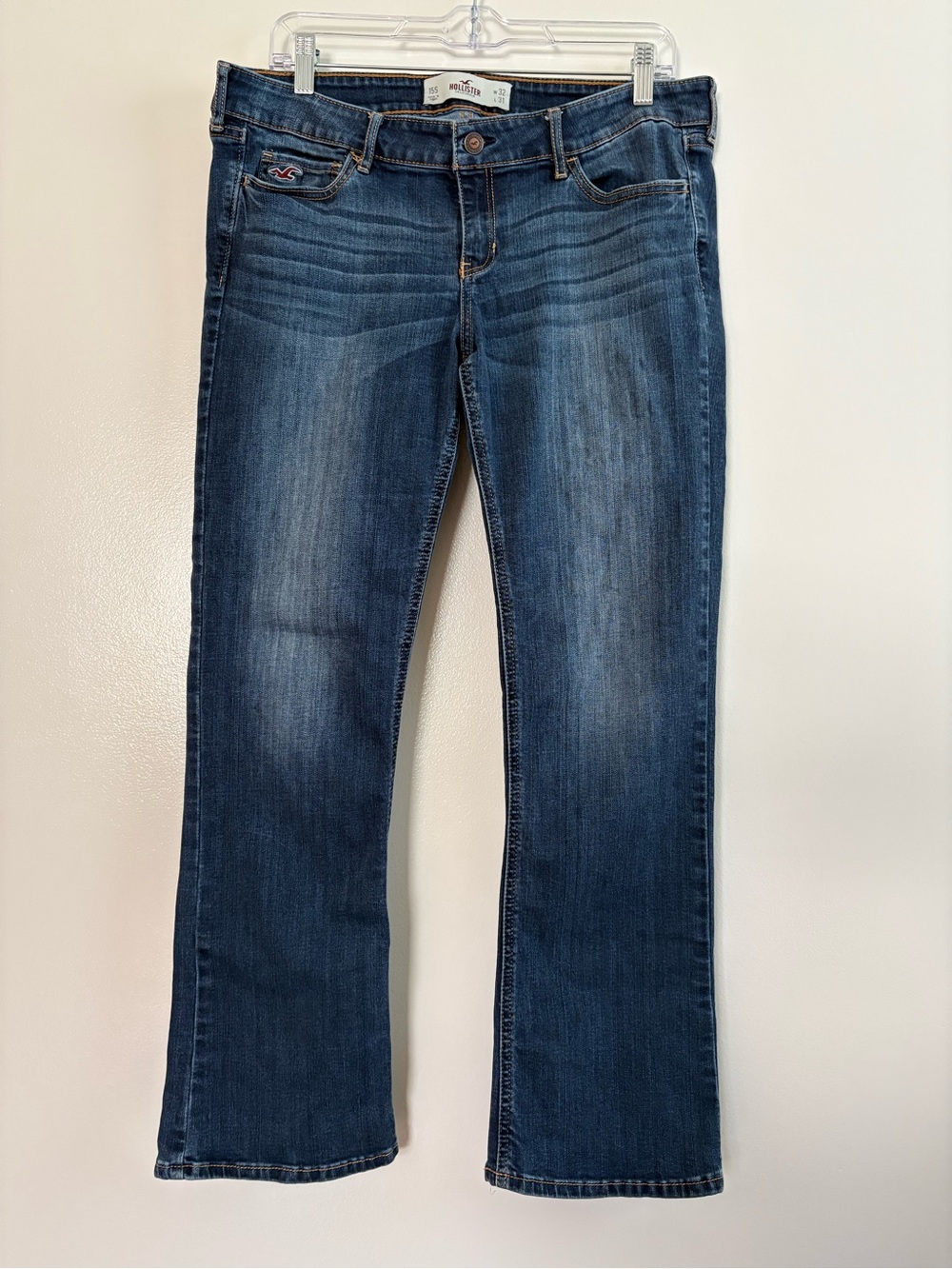 Hollister Women's Low Rise Boot Cut Jeans in Deep Blue Size 15S Junior